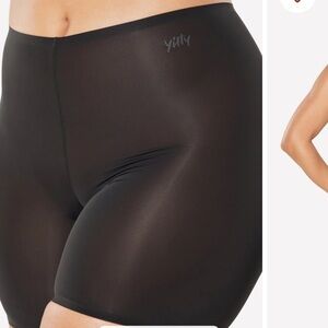 FABLETICS YITTY SMOOTHING HIGH RISE SHORTS